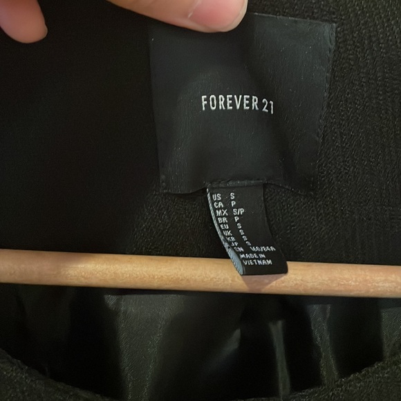 Forever 21 coat - Picture 3 of 4